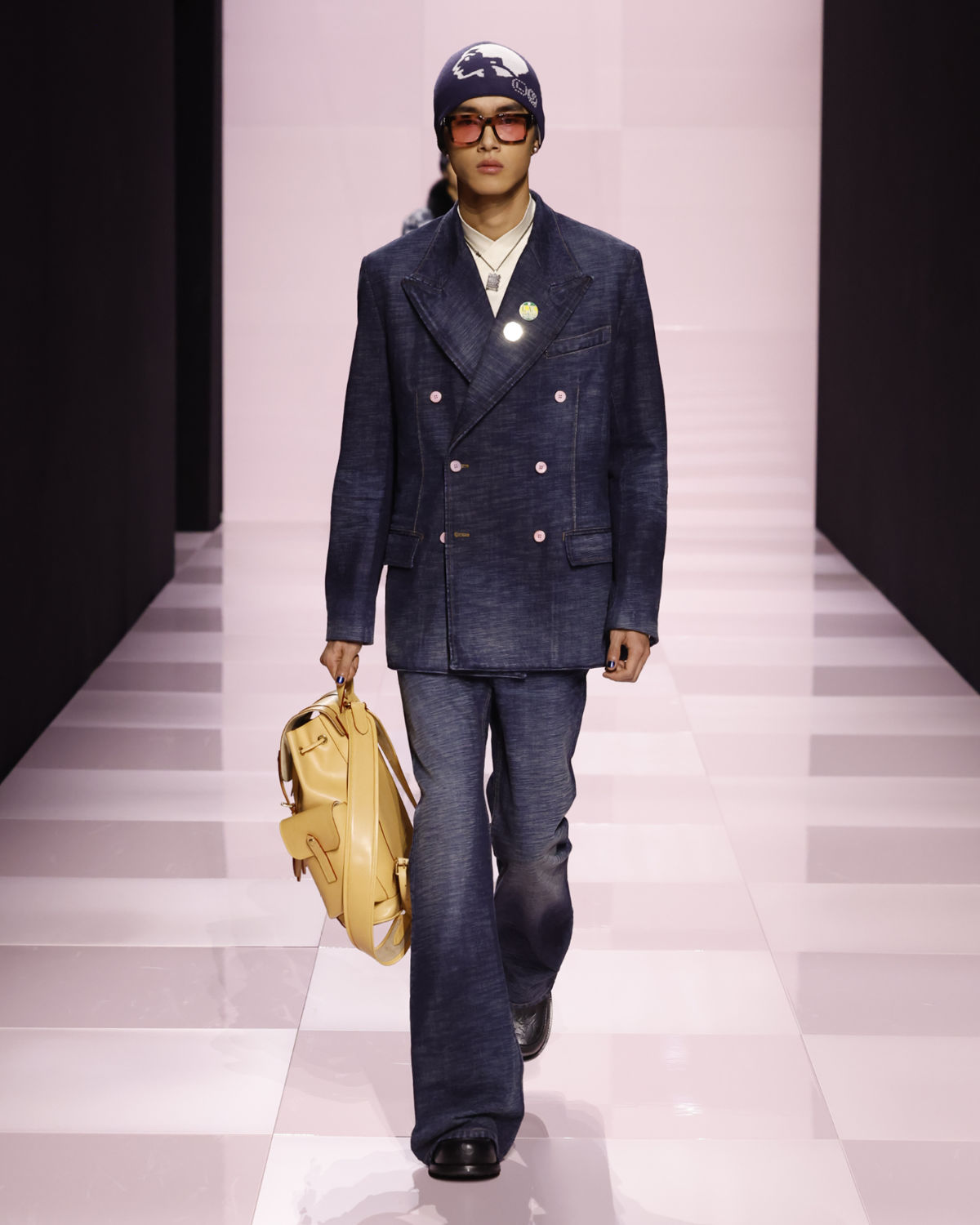 Louis Vuitton Presents Its New Men's Fall-Winter 2025 Collection