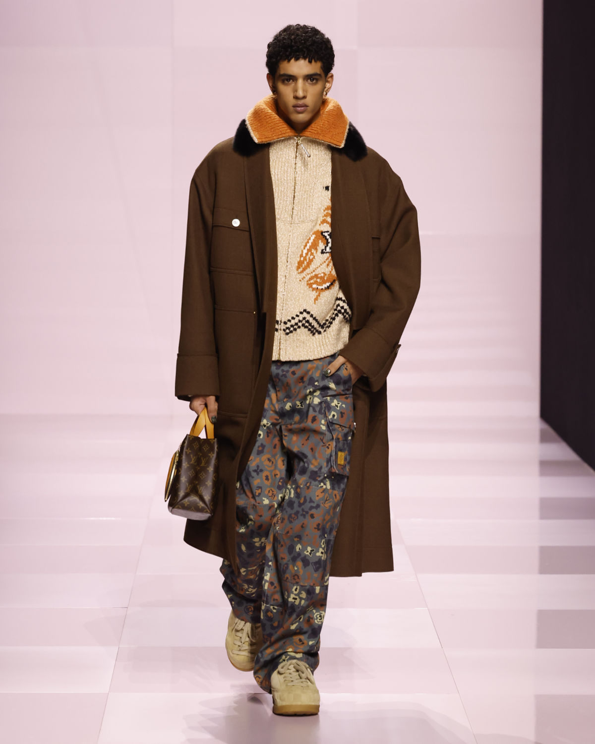 Louis Vuitton Presents Its New Men's Fall-Winter 2025 Collection