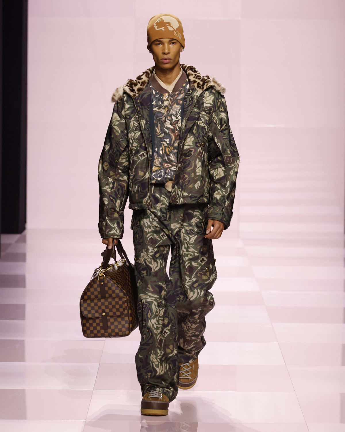 Louis Vuitton Presents Its New Men's Fall-Winter 2025 Collection