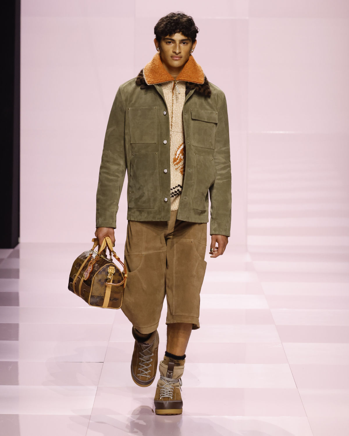 Louis Vuitton Presents Its New Men's Fall-Winter 2025 Collection