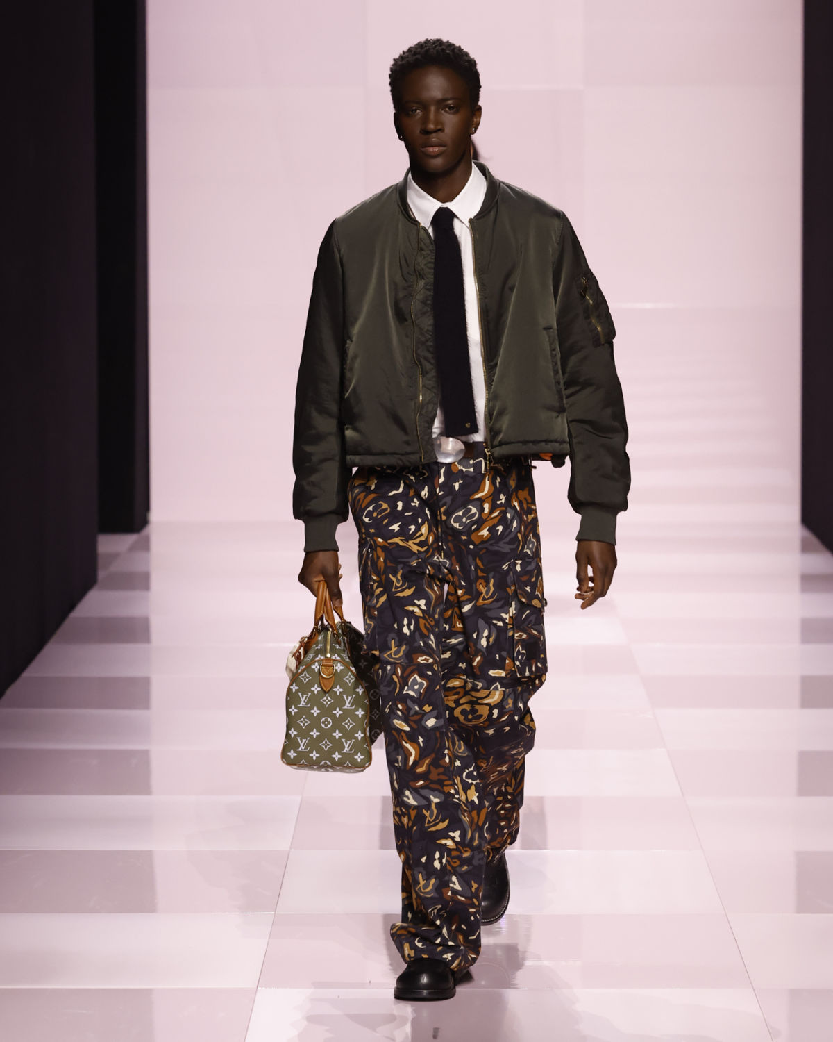 Louis Vuitton Presents Its New Men's Fall-Winter 2025 Collection