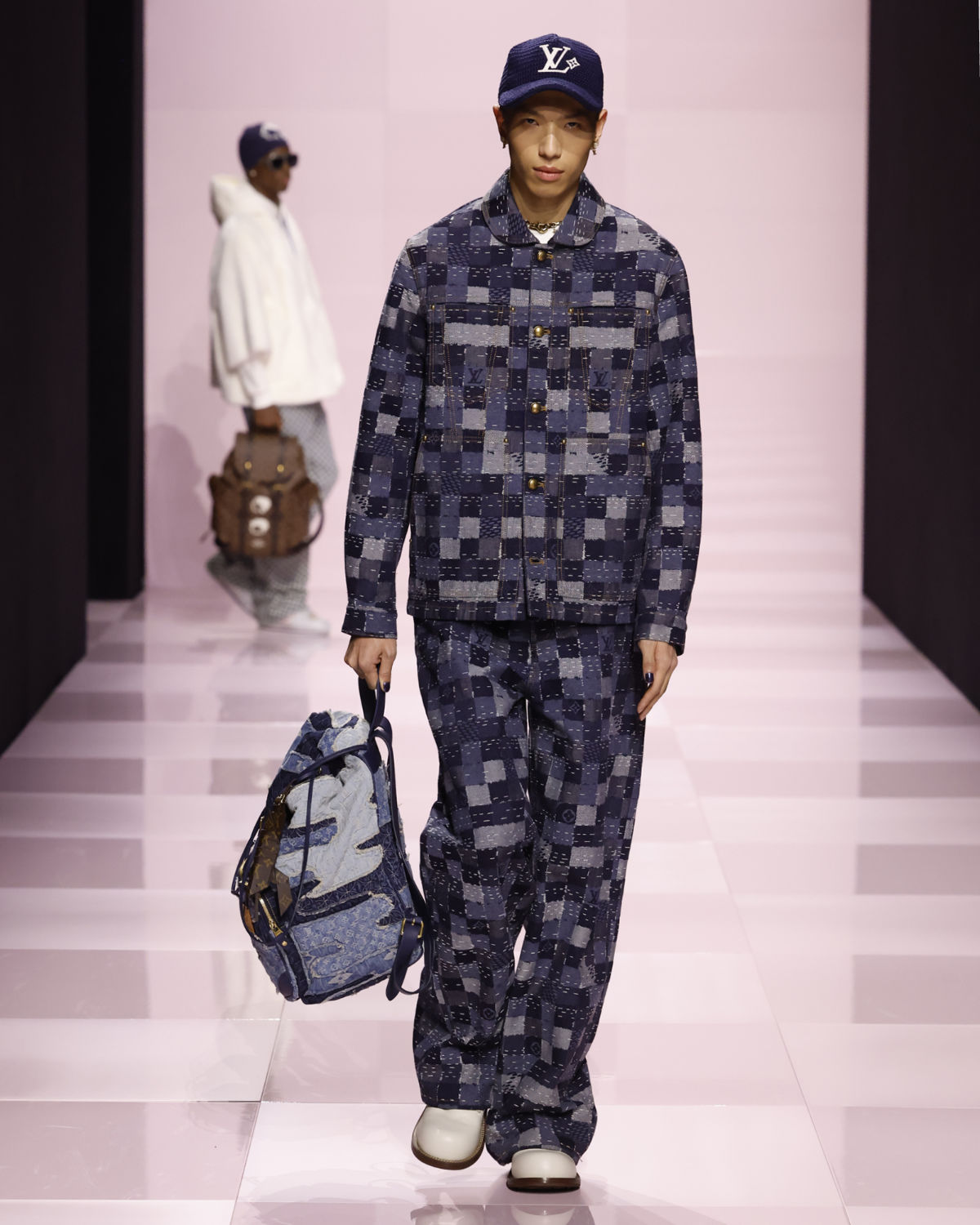 Louis Vuitton Presents Its New Men's Fall-Winter 2025 Collection