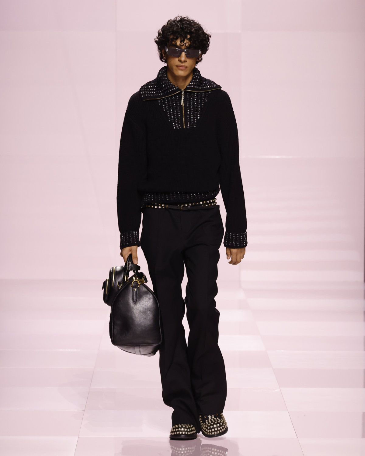 Louis Vuitton Presents Its New Men's Fall-Winter 2025 Collection