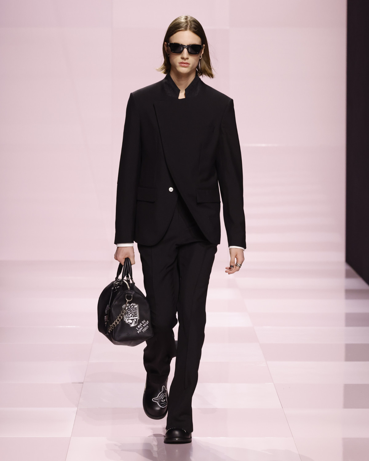 Louis Vuitton Presents Its New Men's Fall-Winter 2025 Collection