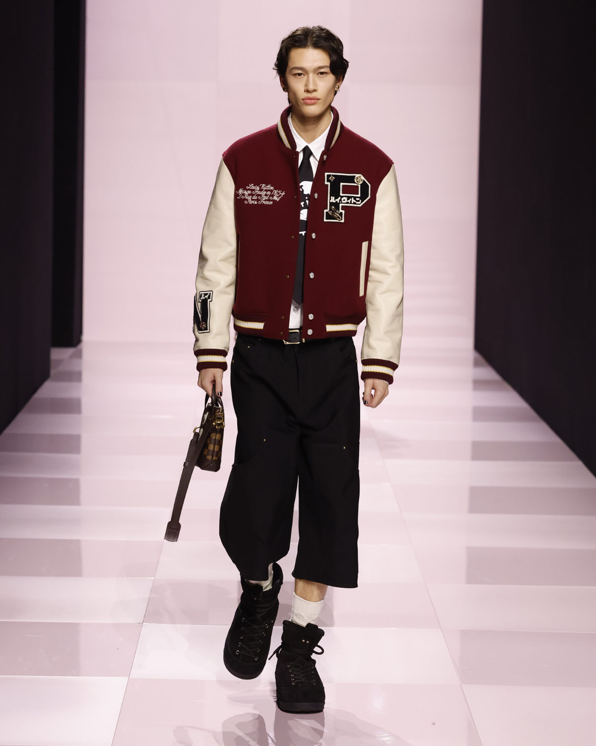 Louis Vuitton Presents Its New Men's Fall-Winter 2025 Collection