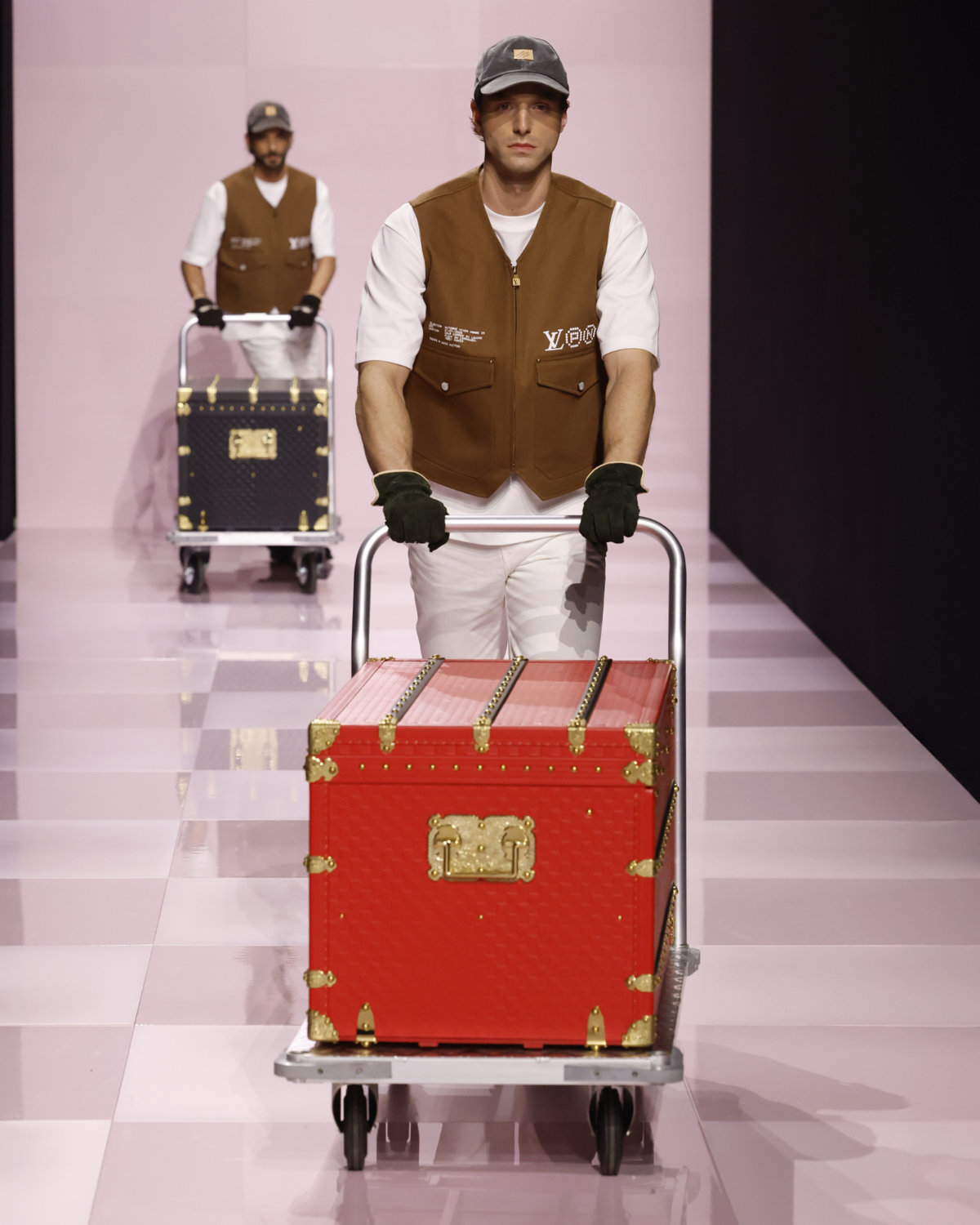 Louis Vuitton Presents Its New Men's Fall-Winter 2025 Collection