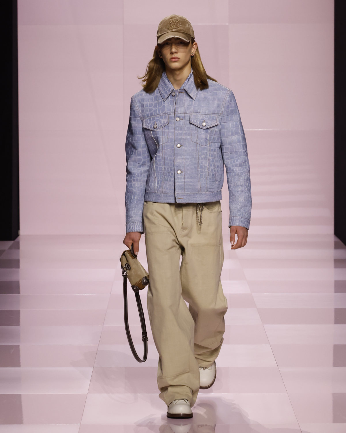 Louis Vuitton Presents Its New Men's Fall-Winter 2025 Collection