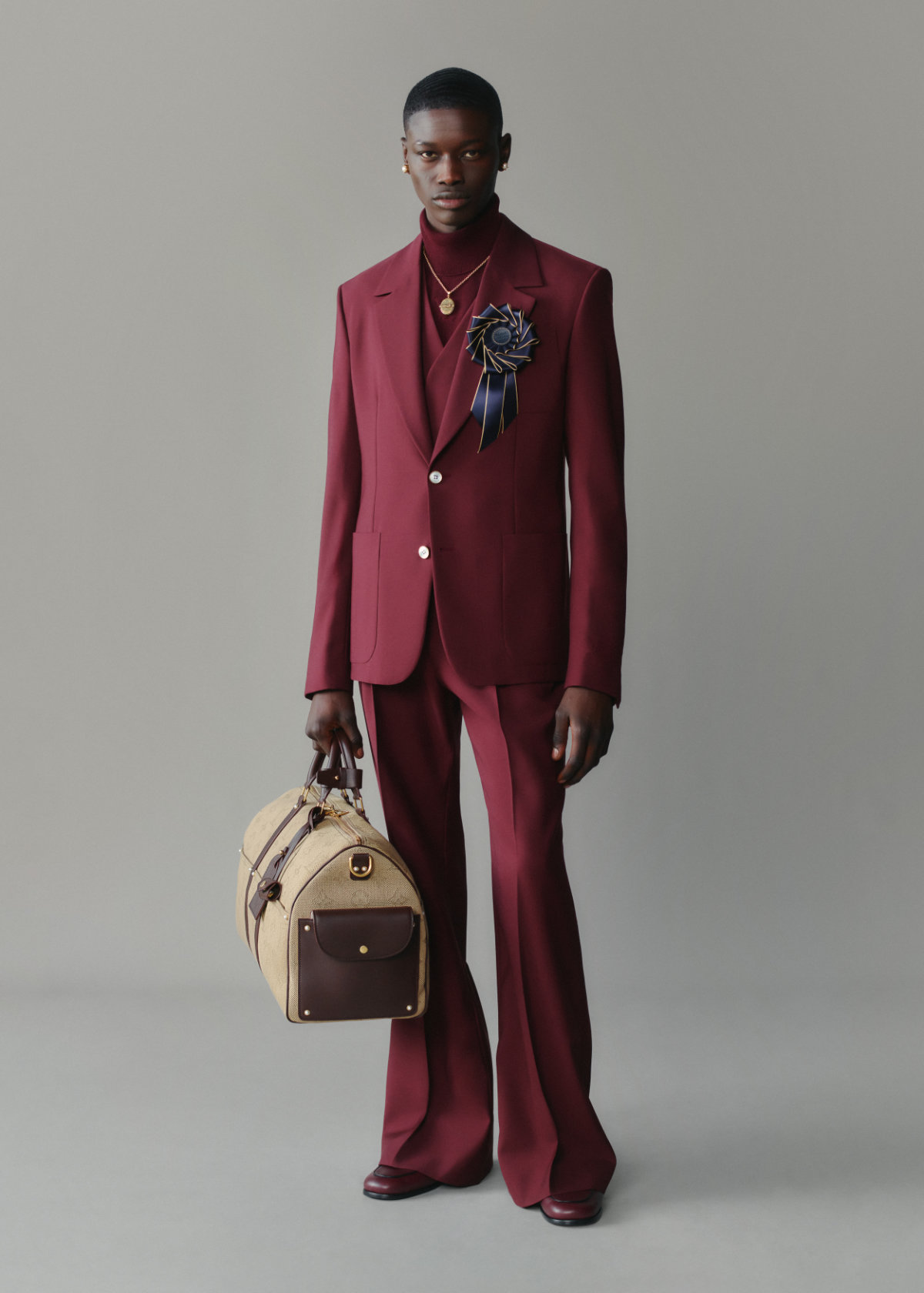 Louis Vuitton Presents Its New Spring-Summer 2025 Men’s Pre-Collection