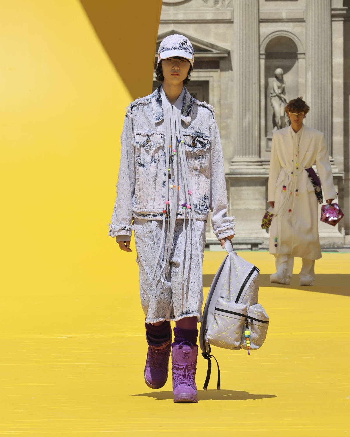 Louis Vuitton: Louis Vuitton Presents Its New Spring-Summer 2023 Men's  Collection: Collection ∞ - Luxferity