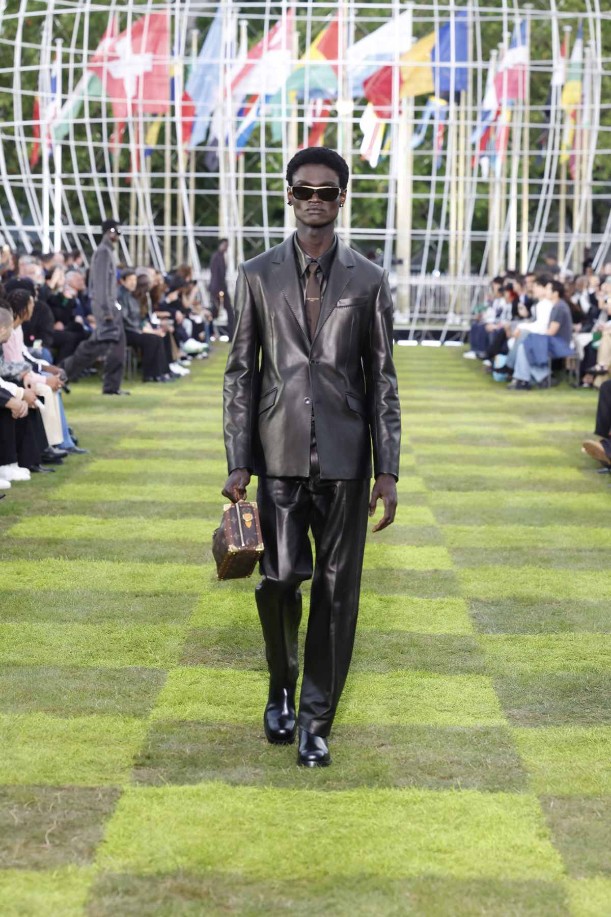 Louis Vuitton Presents Its New Spring-Summer 2025 Men’s Collection: Le Monde Est À Vous