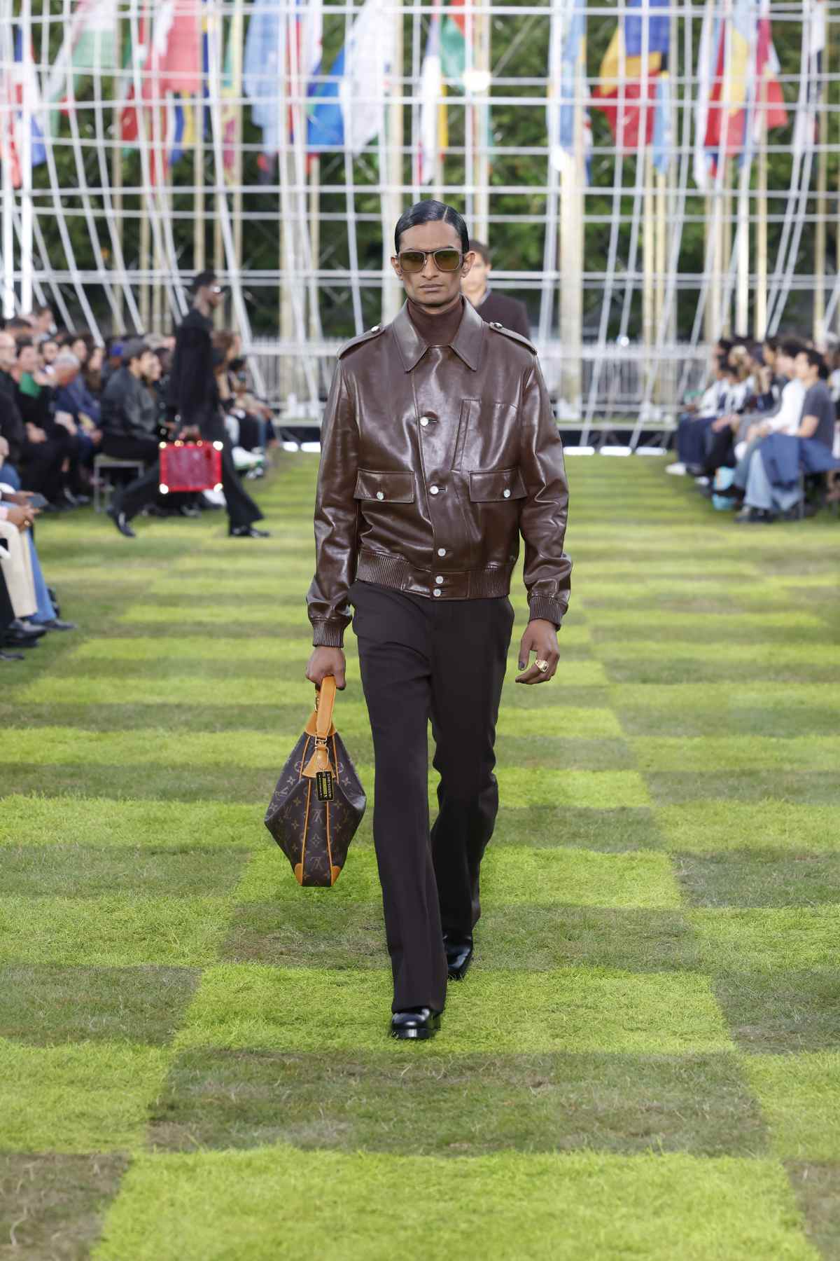 Louis Vuitton Presents Its New Spring-Summer 2025 Men’s Collection: Le Monde Est À Vous