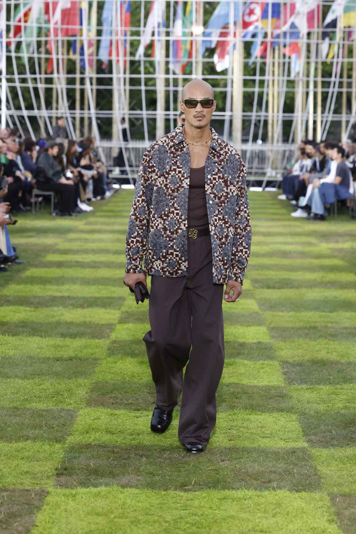 Louis Vuitton Presents Its New Spring-Summer 2025 Men’s Collection: Le Monde Est À Vous