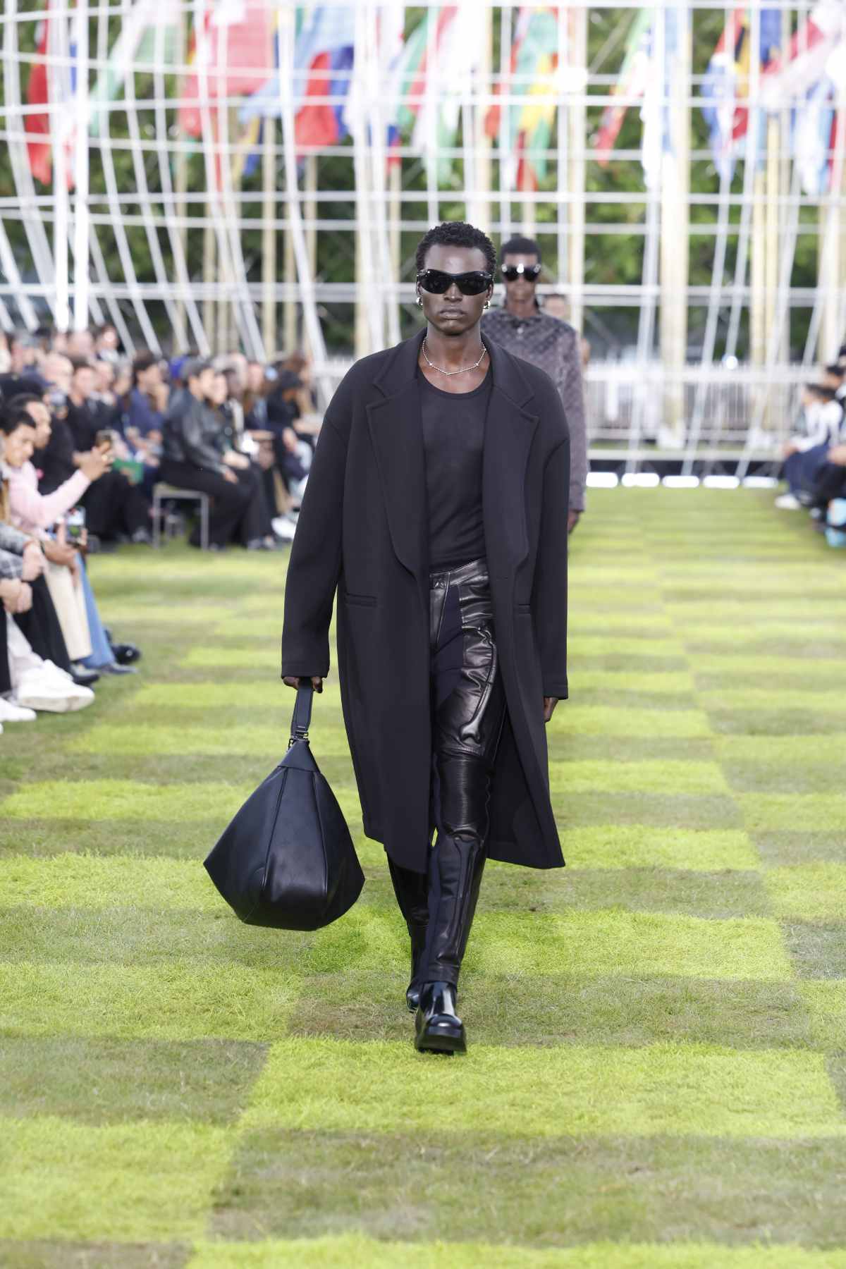 Louis Vuitton Presents Its New Spring-Summer 2025 Men’s Collection: Le Monde Est À Vous