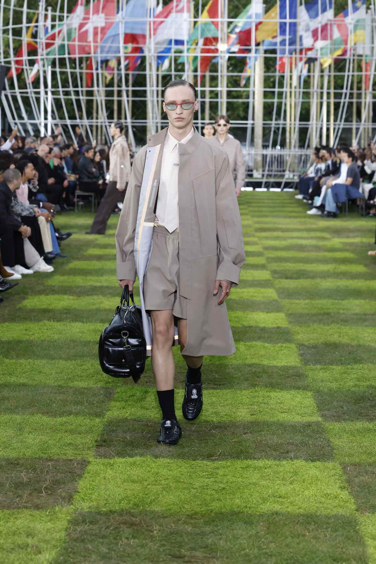 Louis Vuitton Presents Its New Spring-Summer 2025 Men’s Collection: Le Monde Est À Vous