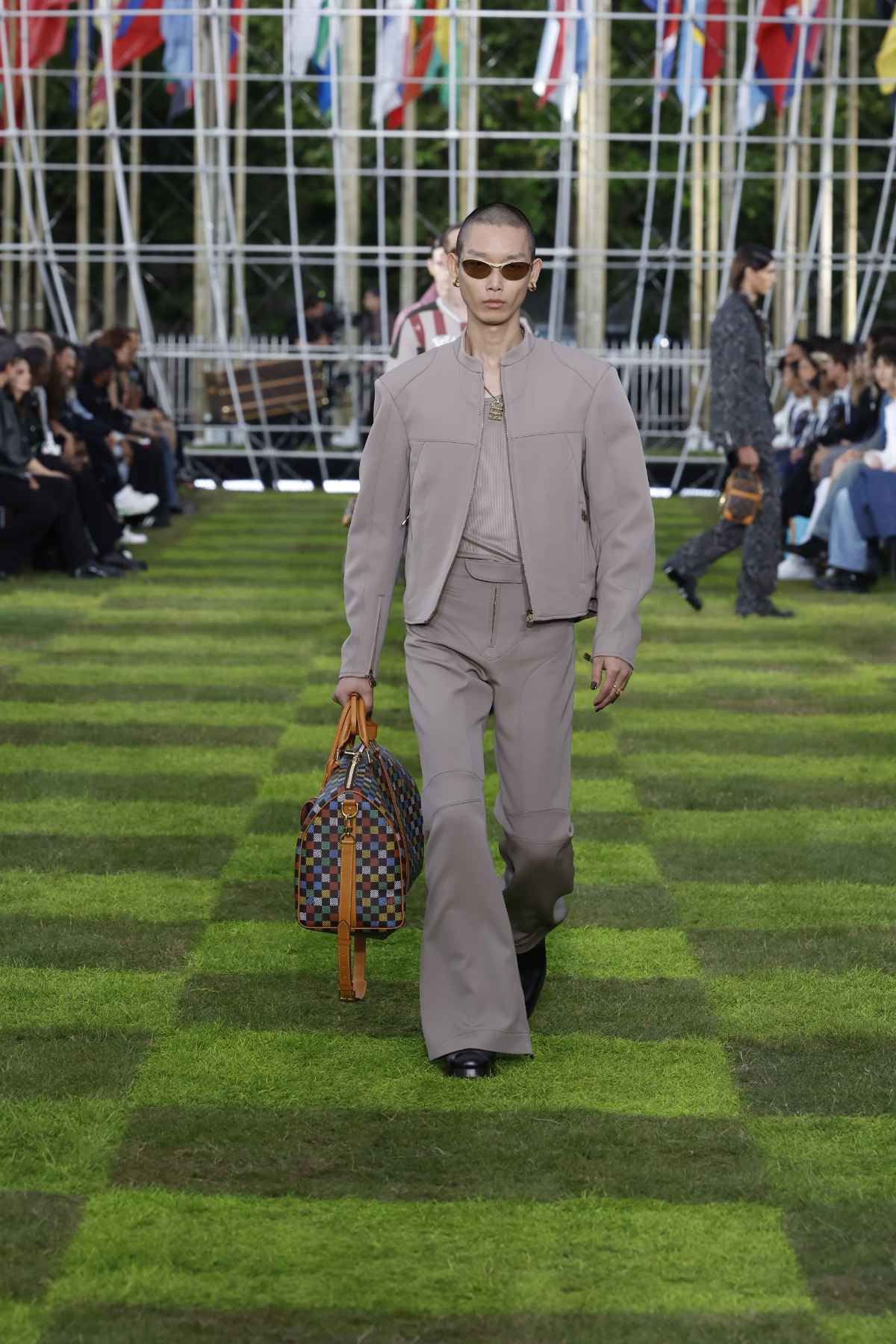 Louis Vuitton Presents Its New Spring-Summer 2025 Men’s Collection: Le Monde Est À Vous