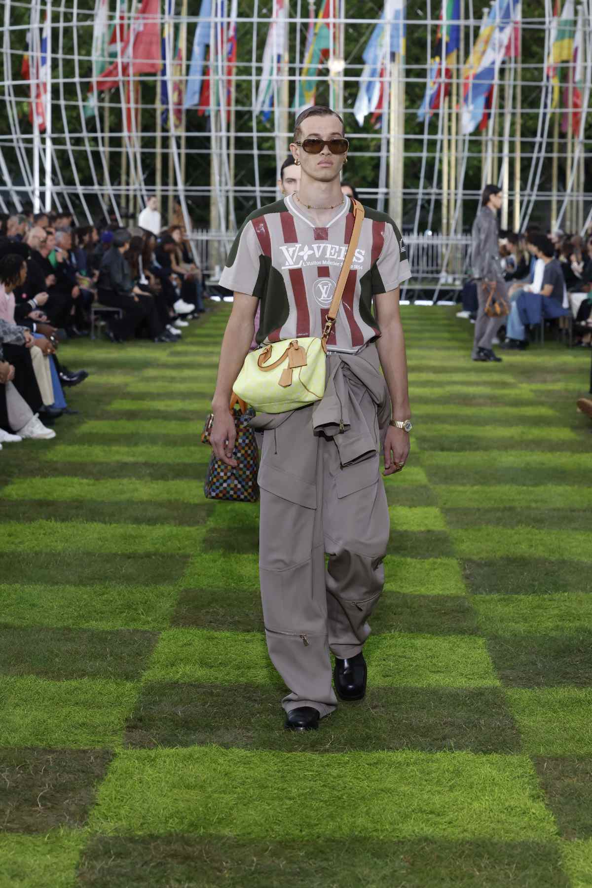 Louis Vuitton Presents Its New Spring-Summer 2025 Men’s Collection: Le Monde Est À Vous