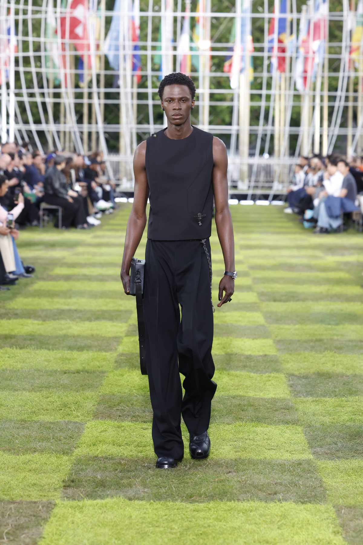 Louis Vuitton Presents Its New Spring-Summer 2025 Men’s Collection: Le Monde Est À Vous