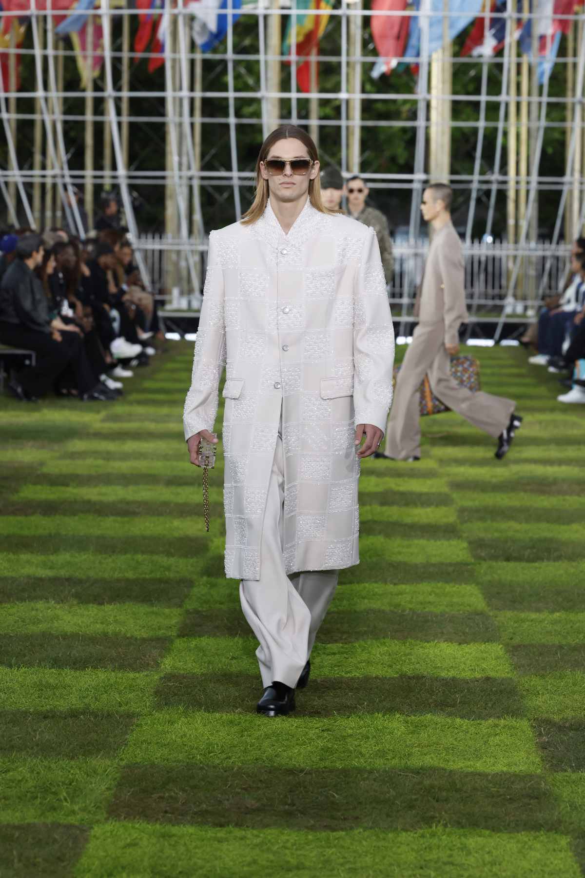 Louis Vuitton Presents Its New Spring-Summer 2025 Men’s Collection: Le Monde Est À Vous