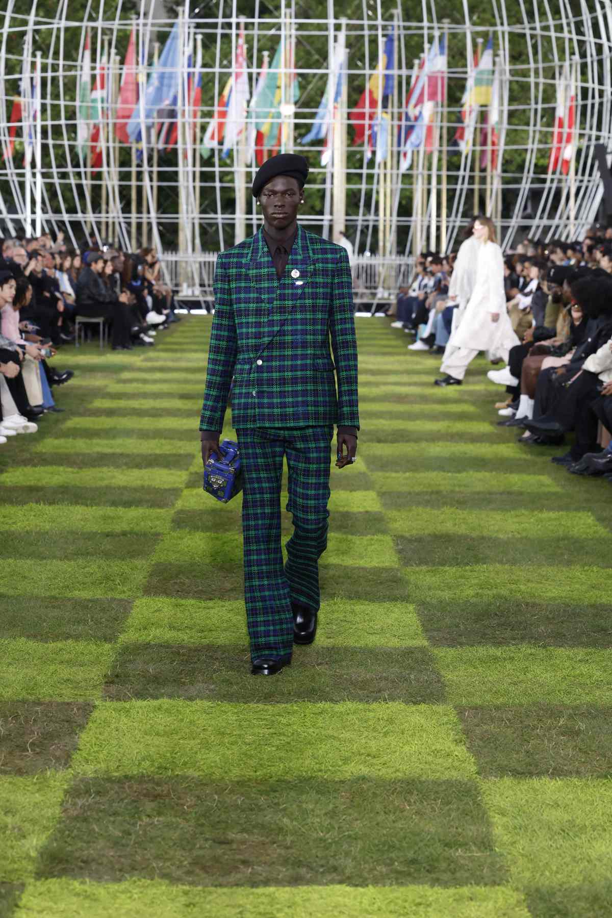 Louis Vuitton Presents Its New Spring-Summer 2025 Men’s Collection: Le Monde Est À Vous