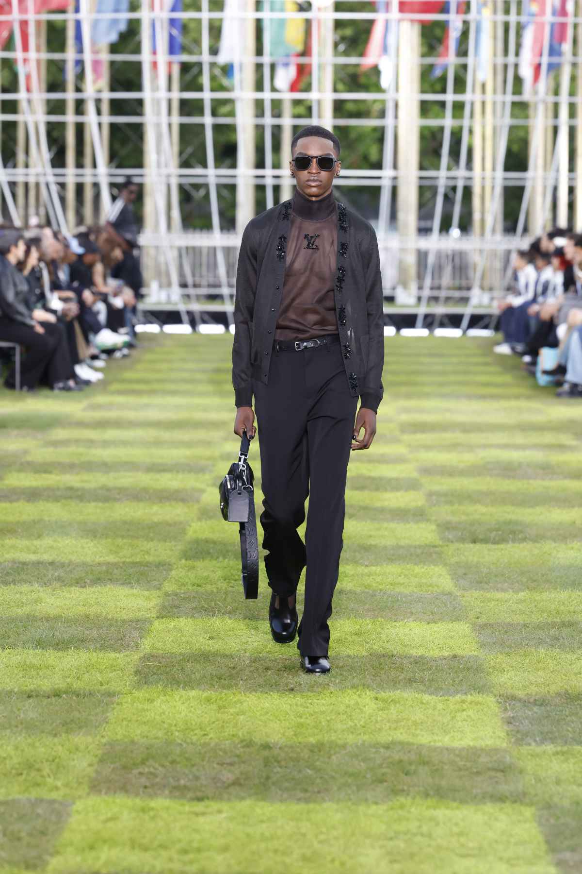 Louis Vuitton Presents Its New Spring-Summer 2025 Men’s Collection: Le Monde Est À Vous