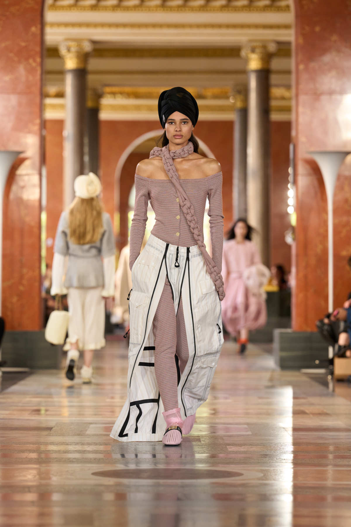 Louis Vuitton Spring-Summer 2026: In Praise Of Intimacy As An Art De Vivre
