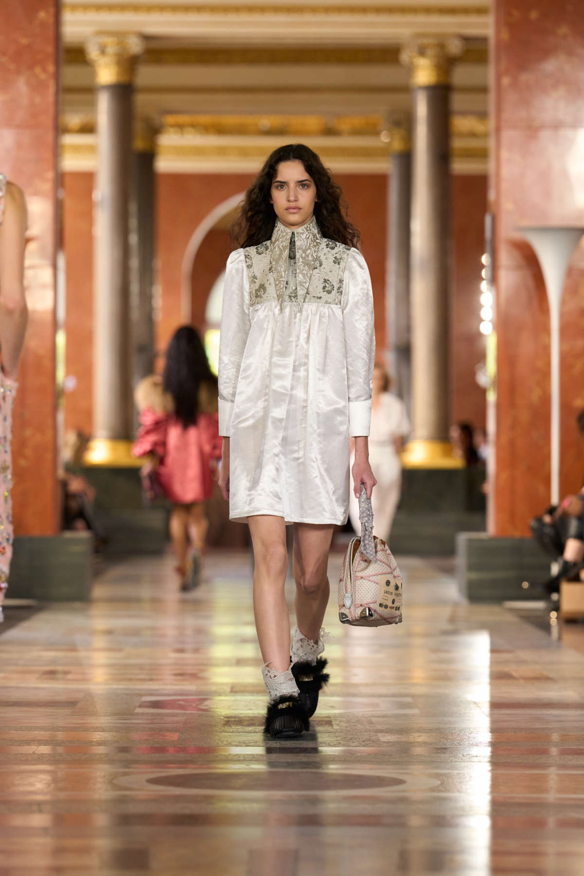 Louis Vuitton Spring-Summer 2026: In Praise Of Intimacy As An Art De Vivre