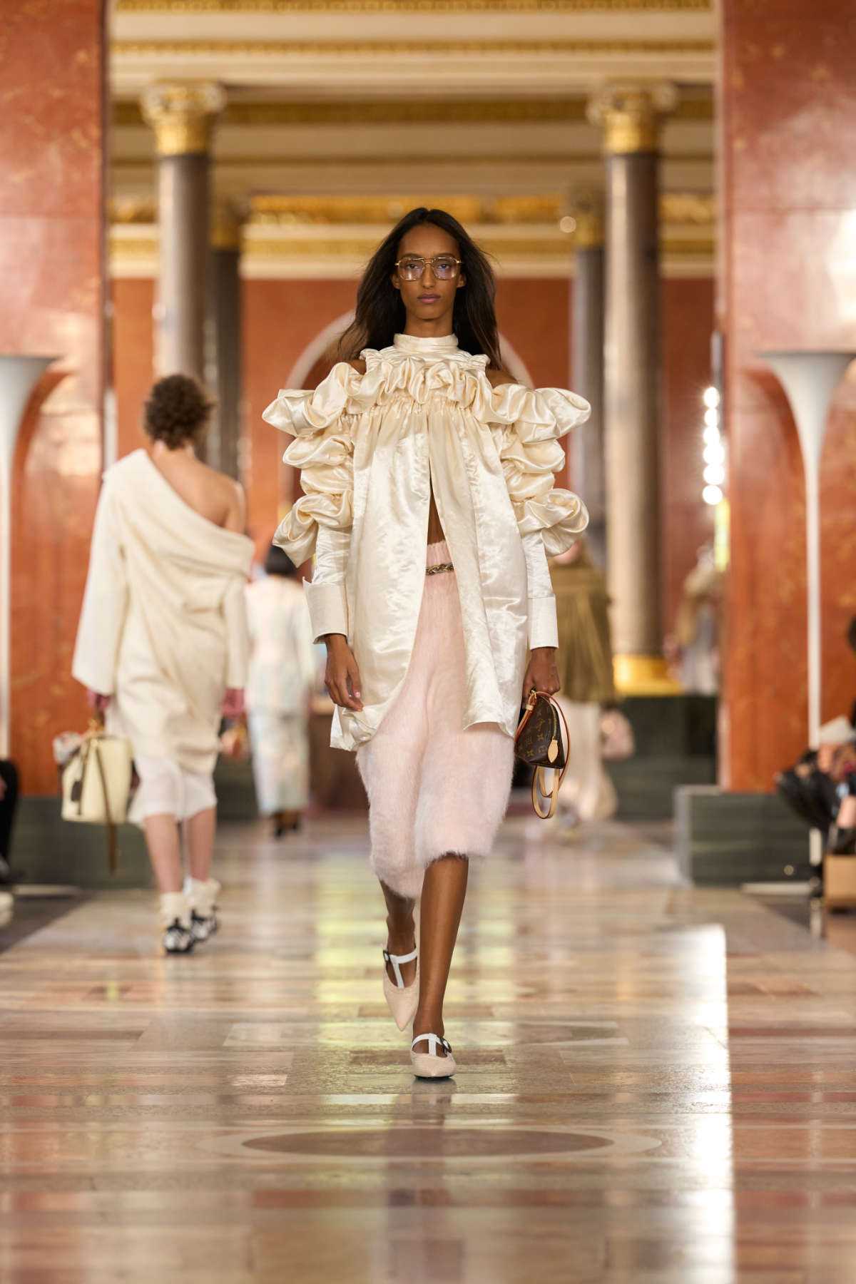 Louis Vuitton Spring-Summer 2026: In Praise Of Intimacy As An Art De Vivre