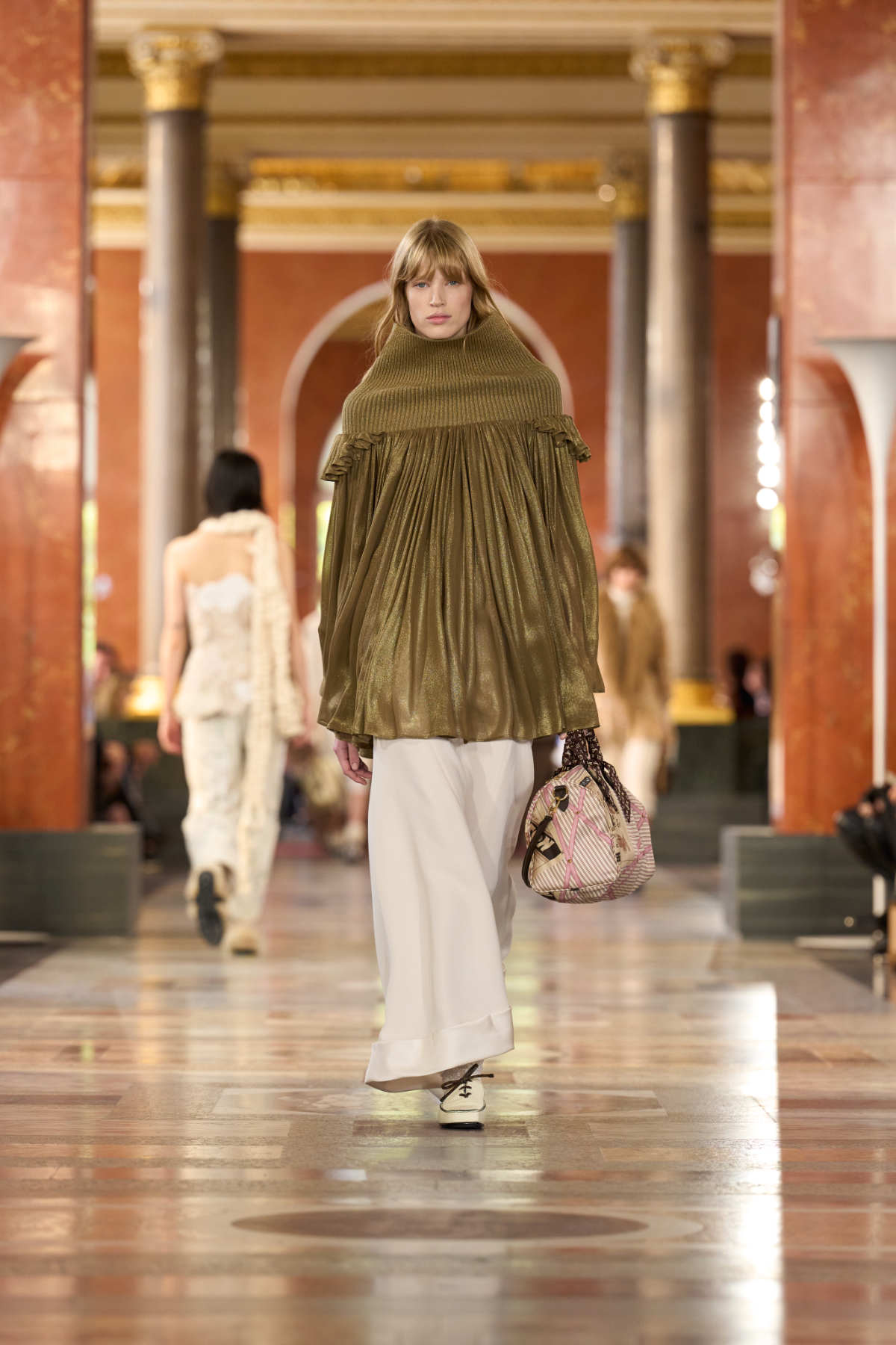 Louis Vuitton Spring-Summer 2026: In Praise Of Intimacy As An Art De Vivre