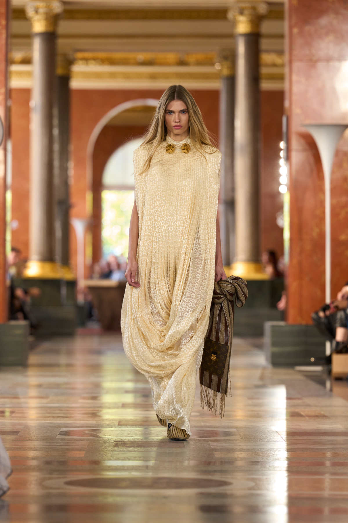 Louis Vuitton Spring-Summer 2026: In Praise Of Intimacy As An Art De Vivre