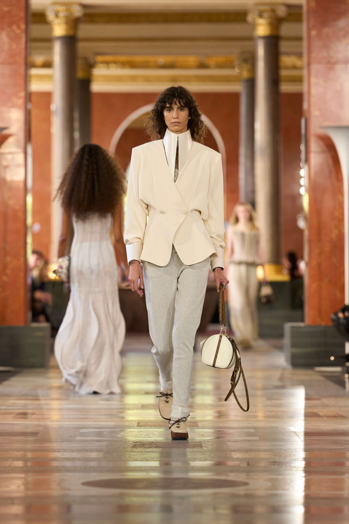 Louis Vuitton Spring-Summer 2026: In Praise Of Intimacy As An Art De Vivre