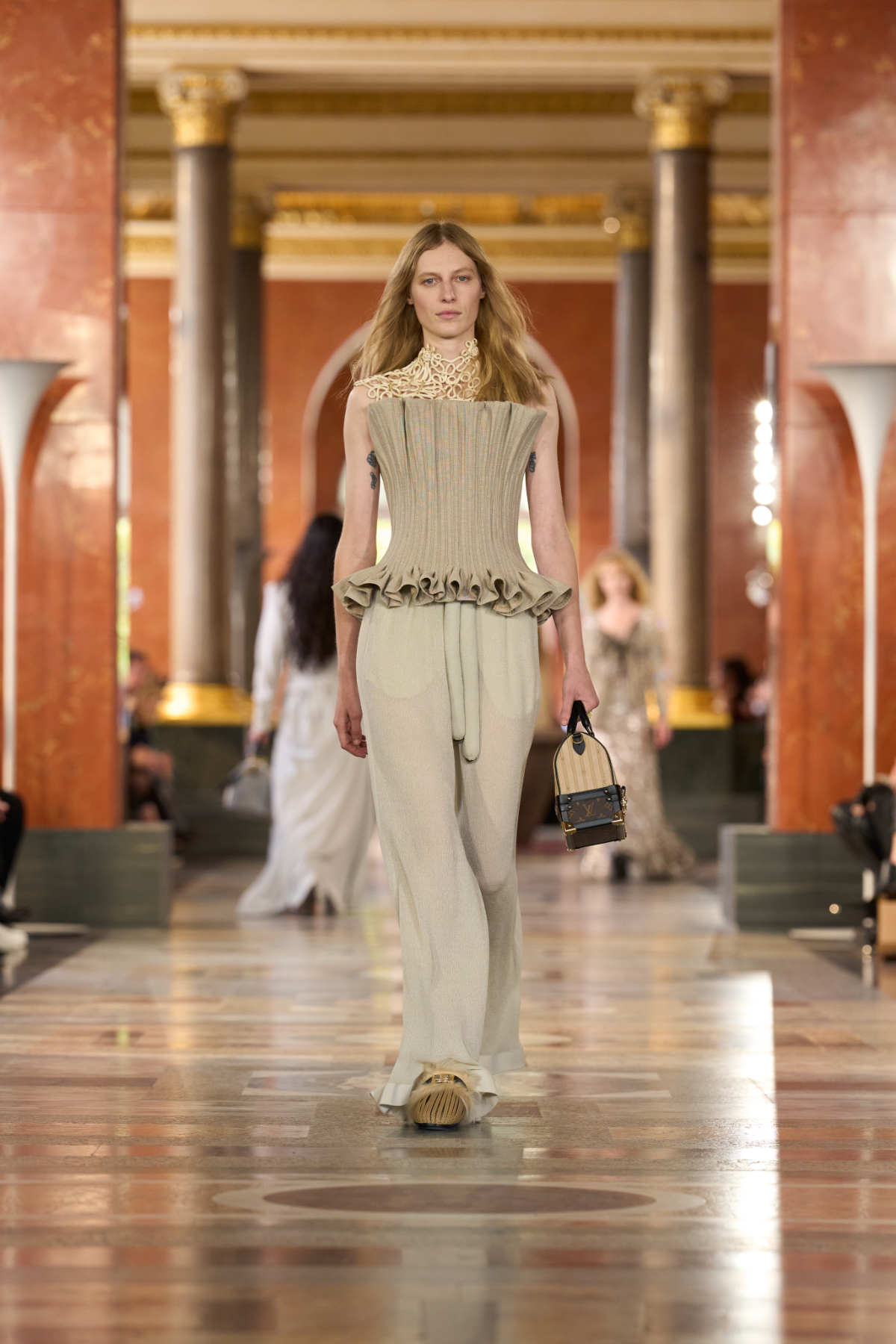 Louis Vuitton Spring-Summer 2026: In Praise Of Intimacy As An Art De Vivre