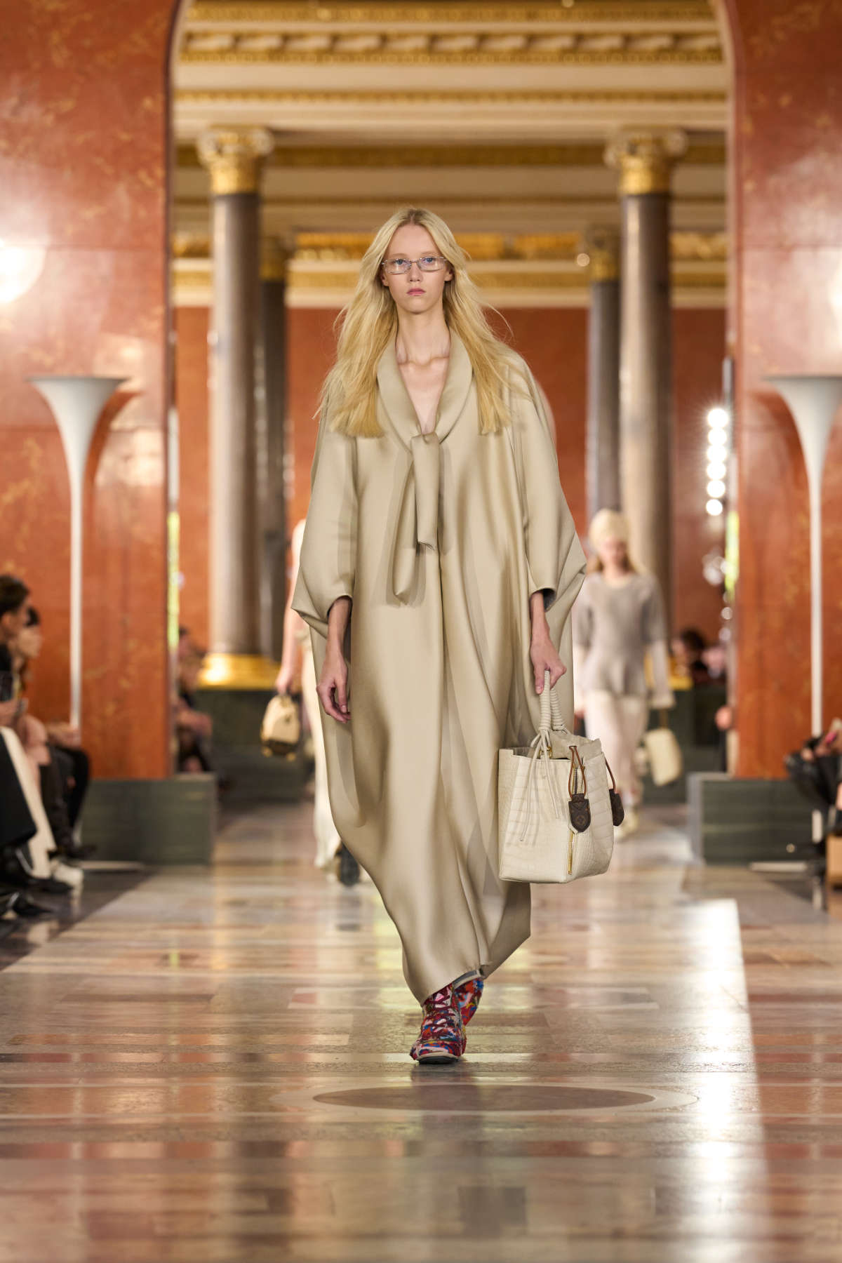 Louis Vuitton Spring-Summer 2026: In Praise Of Intimacy As An Art De Vivre