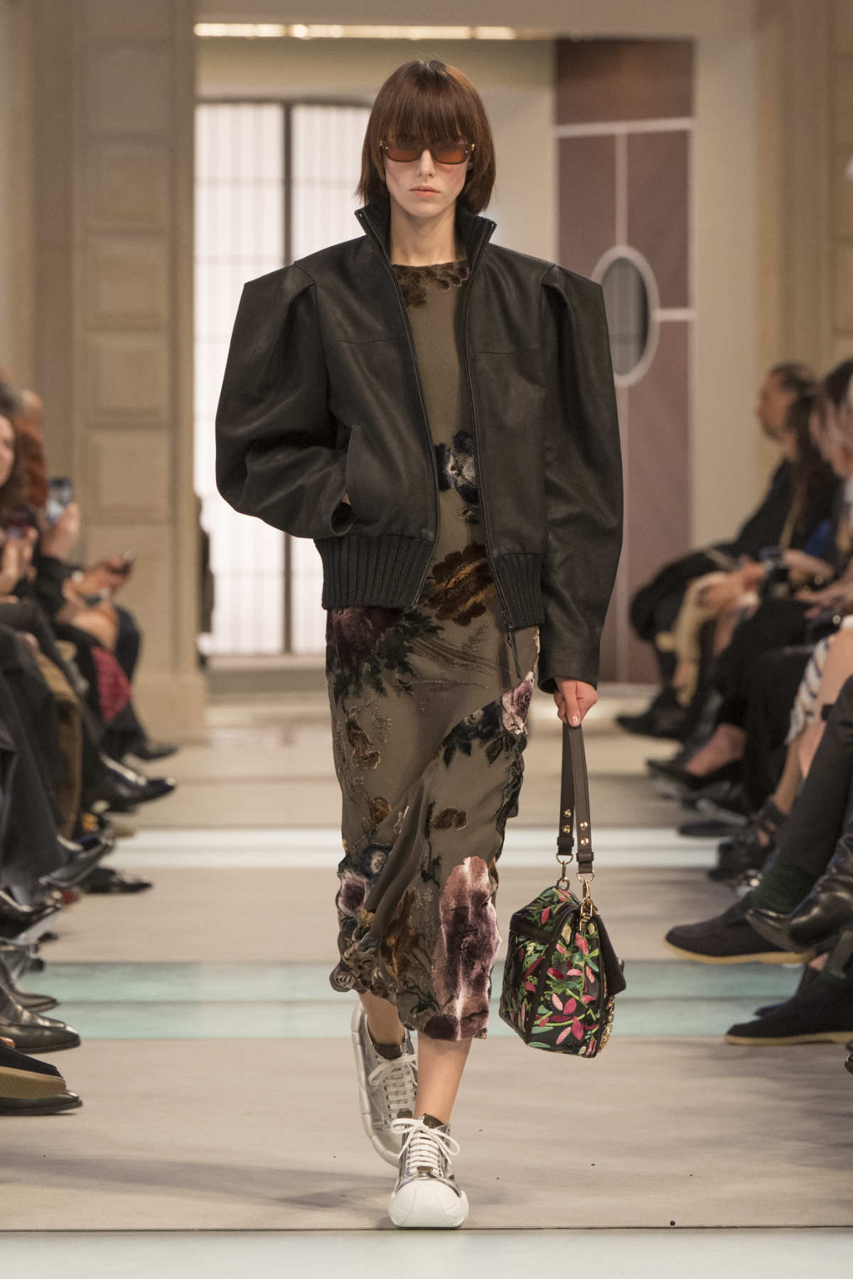 Louis Vuitton Presents Its New Women’s Fall-Winter 2025 Collection