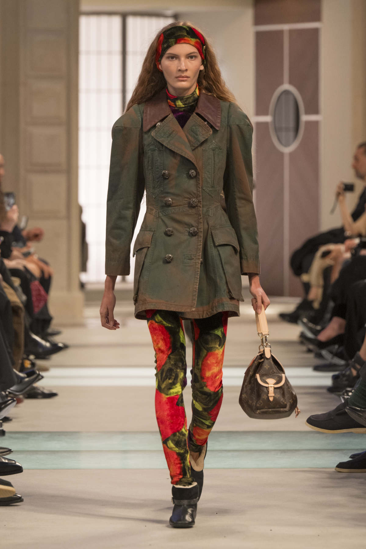 Louis Vuitton Presents Its New Women’s Fall-Winter 2025 Collection