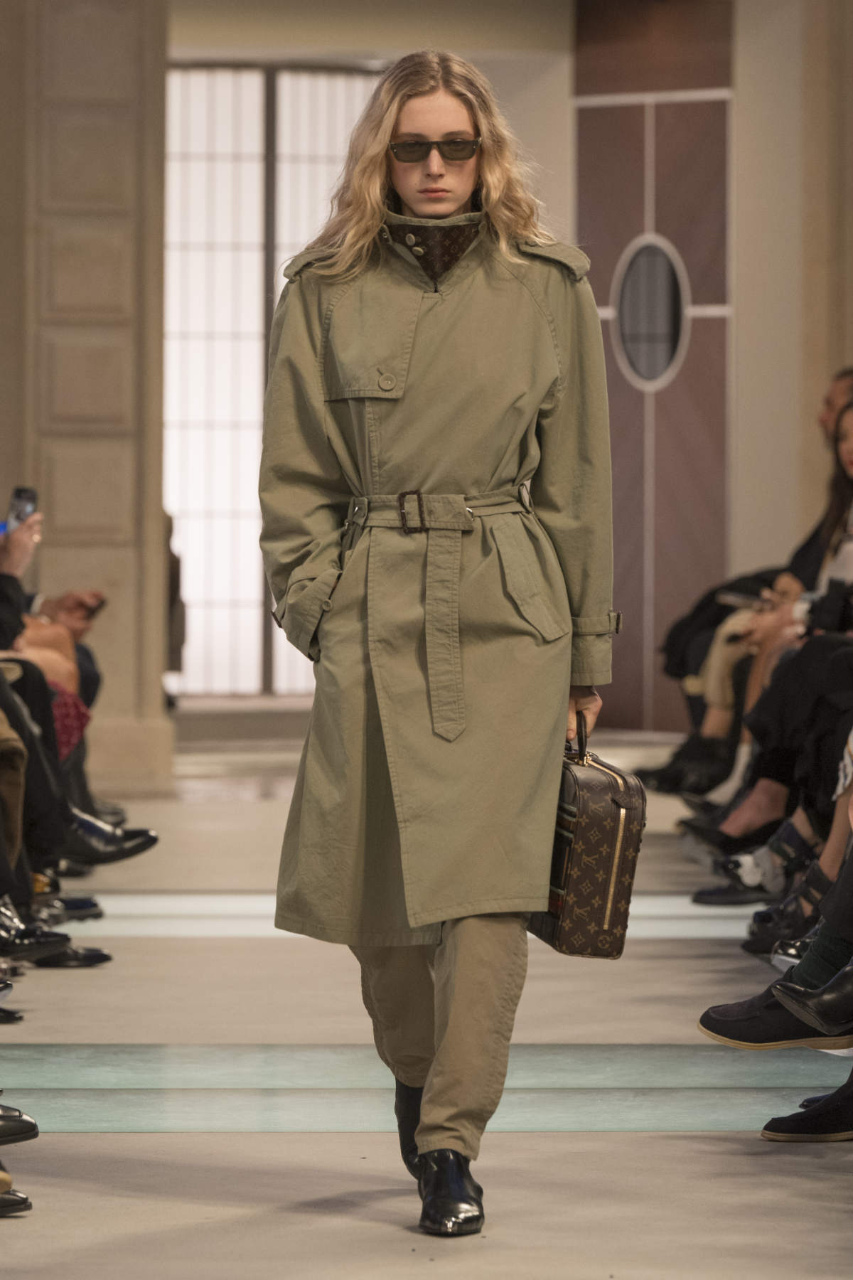 Louis Vuitton Presents Its New Women’s Fall-Winter 2025 Collection