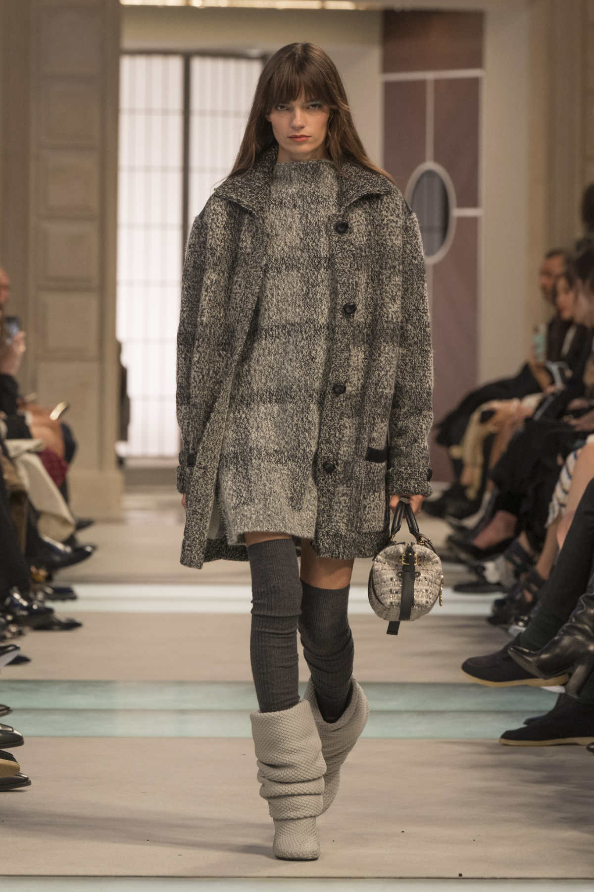 Louis Vuitton Presents Its New Women’s Fall-Winter 2025 Collection