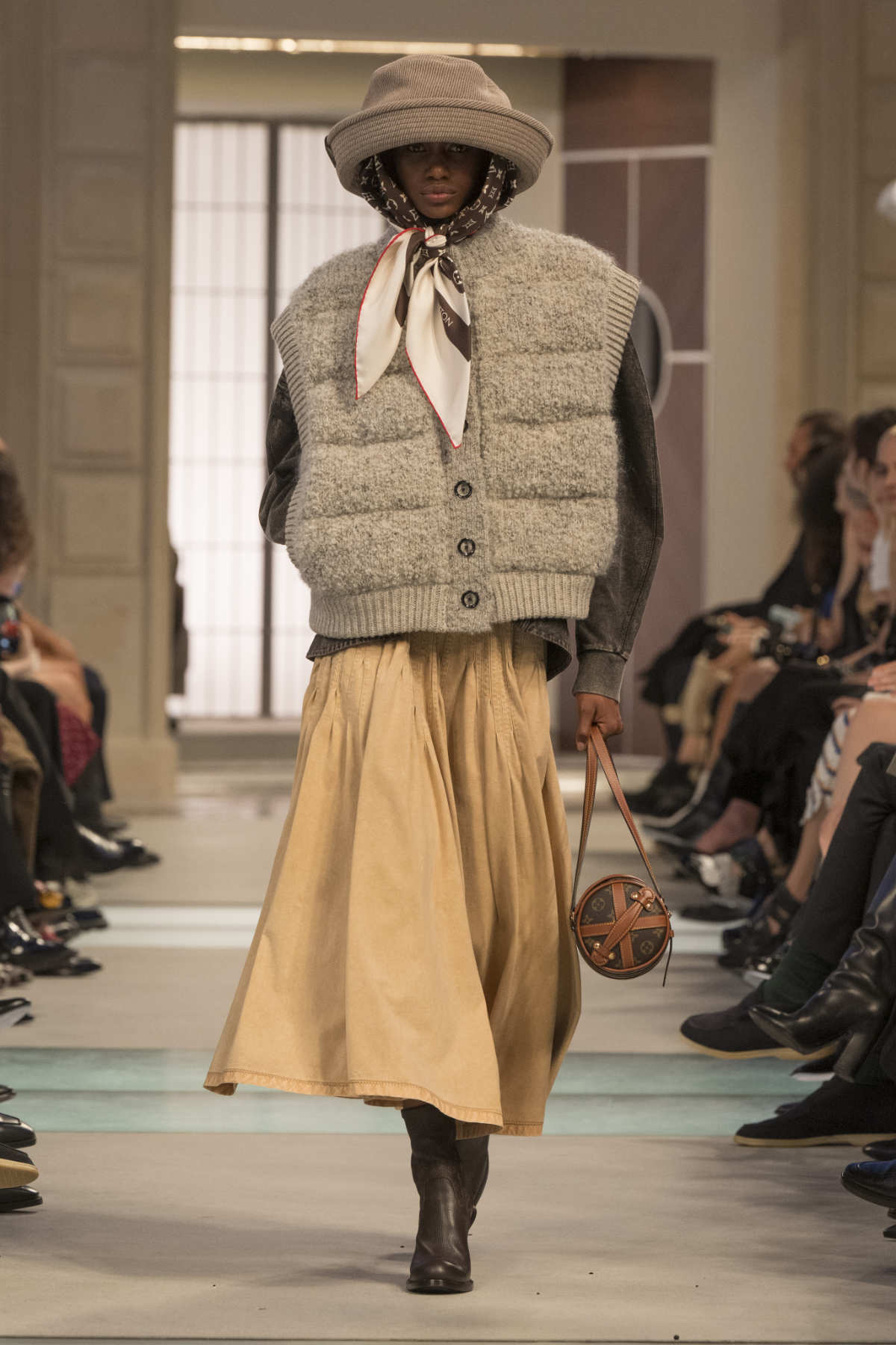 Louis Vuitton Presents Its New Women’s Fall-Winter 2025 Collection