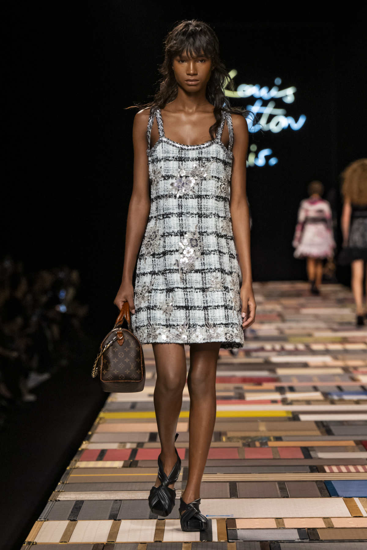 Louis Vuitton Presents Its New Women's Spring-Summer 2025 Collection