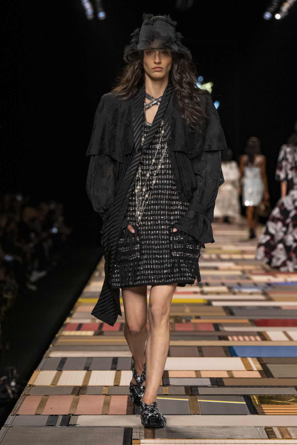 Louis Vuitton Presents Its New Women's Spring-Summer 2025 Collection