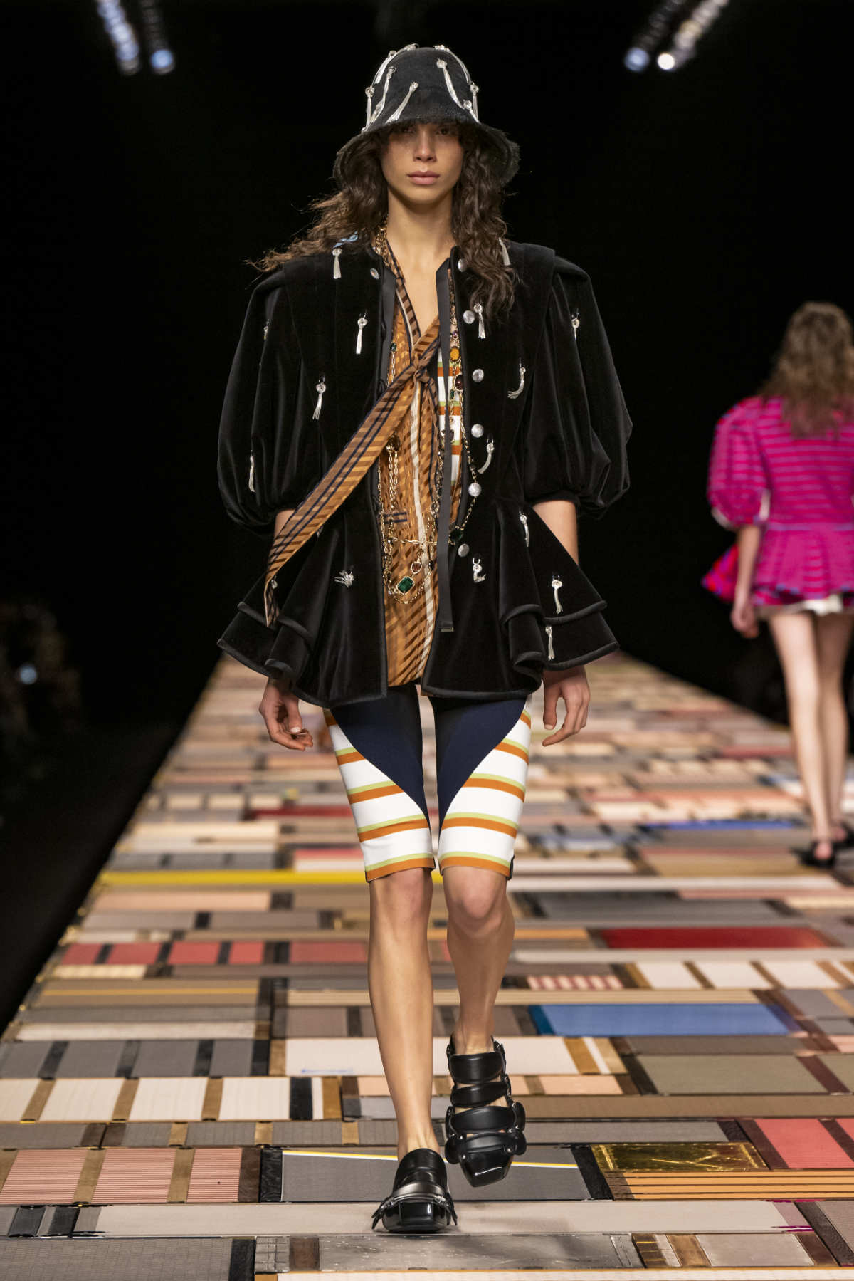 Louis Vuitton Presents Its New Women's Spring-Summer 2025 Collection