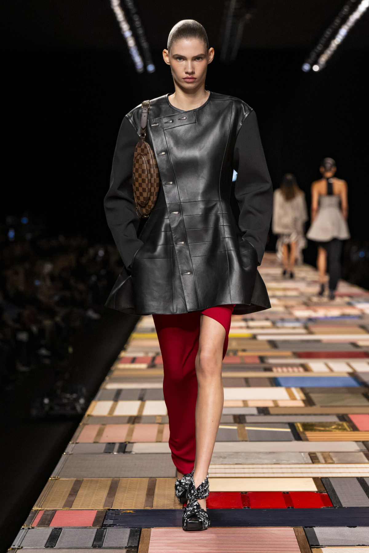 Louis Vuitton Presents Its New Women's Spring-Summer 2025 Collection