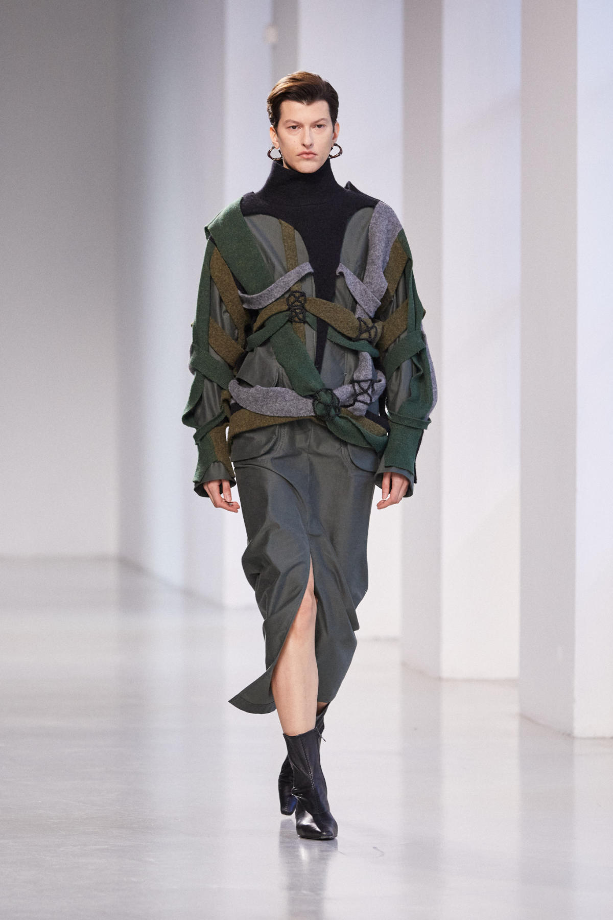 Mame Kurogouchi Presents Its New Autumn Winter 2023 Collection: “Bamboo Interactions”