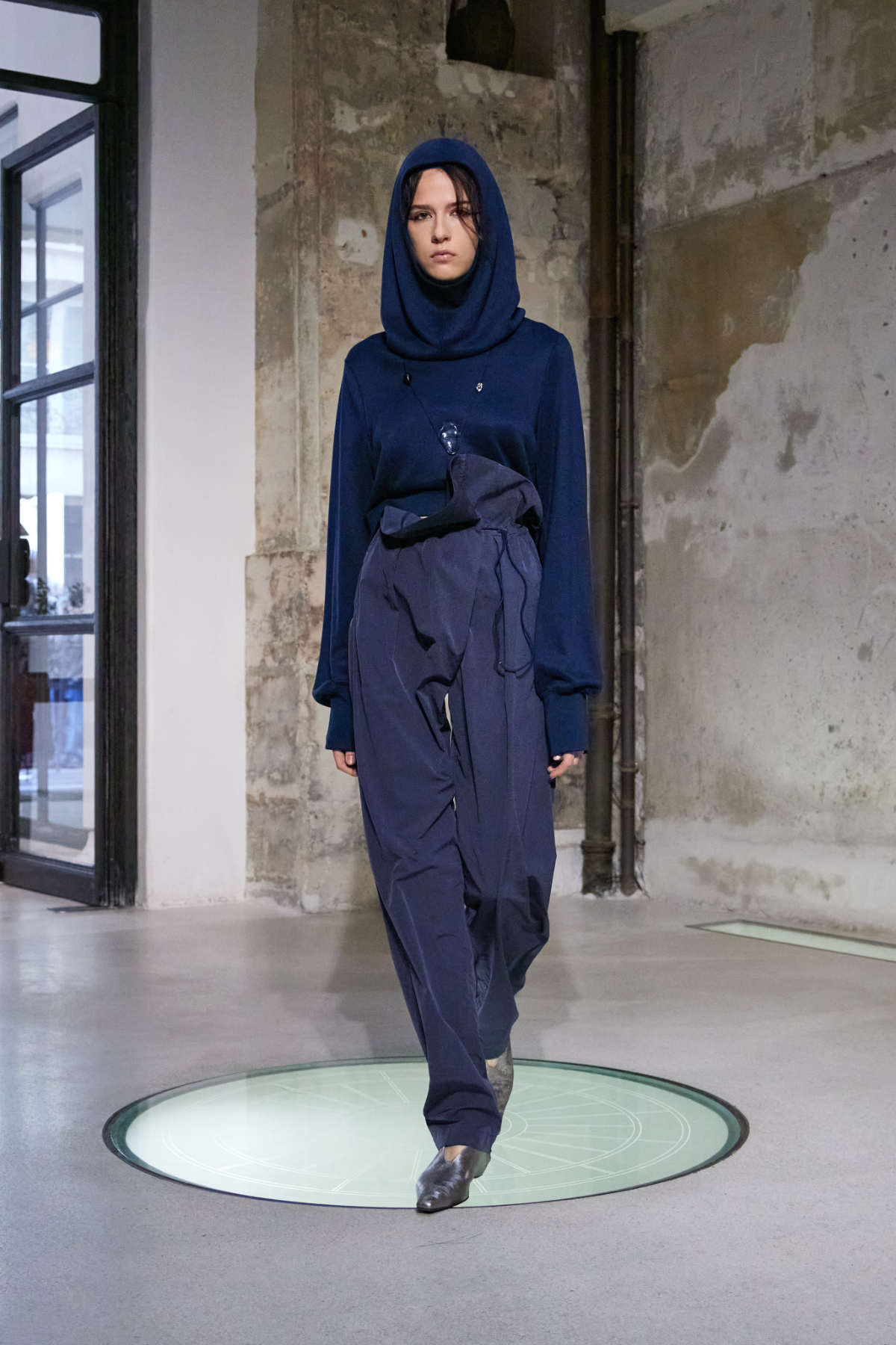 Mame Kurogouchi Presents Her New Spring/Summer 2025 Collection: Katachi