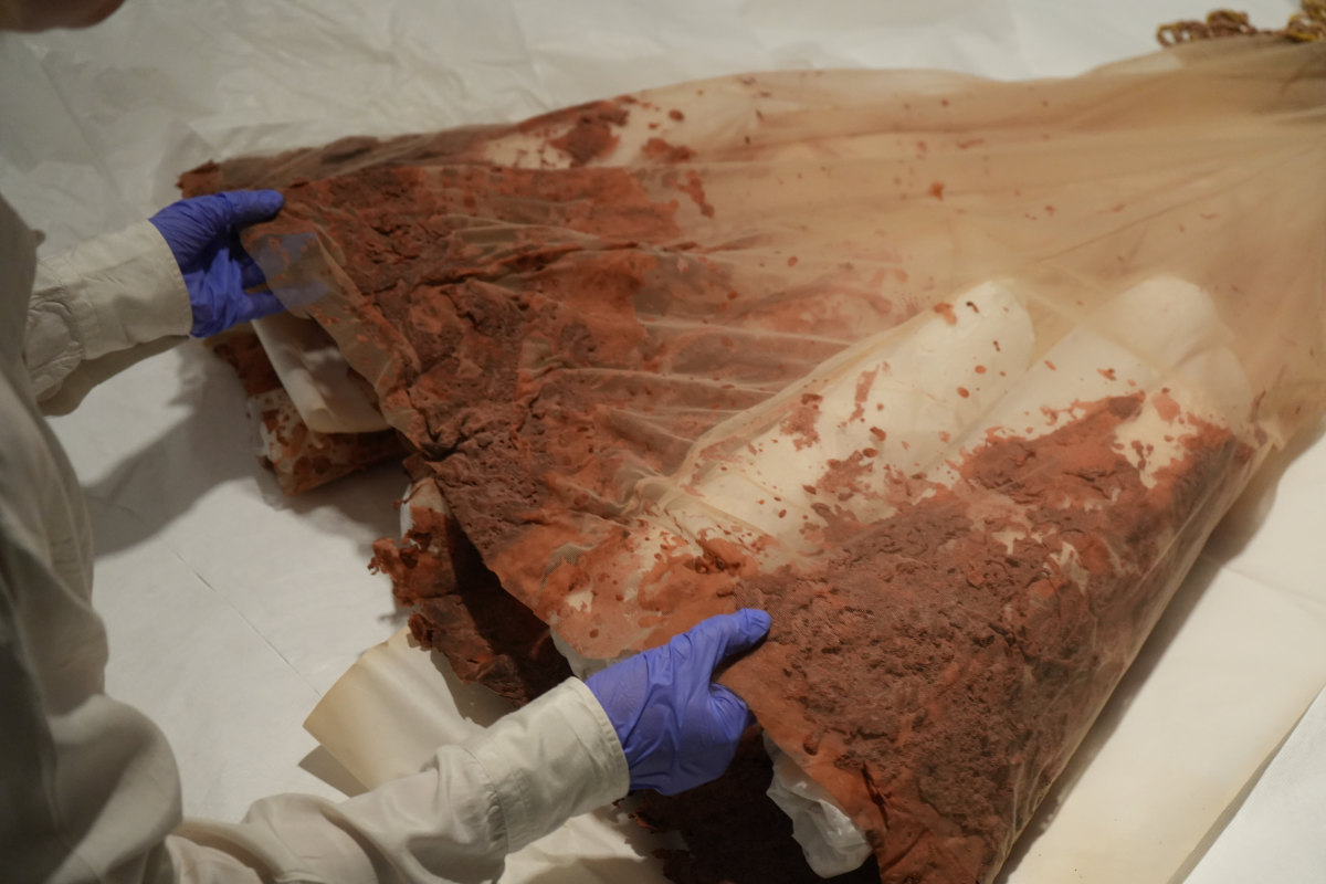 McQueen at The Barbican: Dirty Looks Exhibition