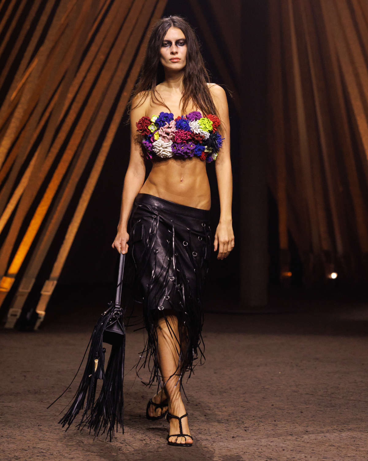McQueen Spring Summer 2026: Primal Elegance And Avant-Garde Tailoring