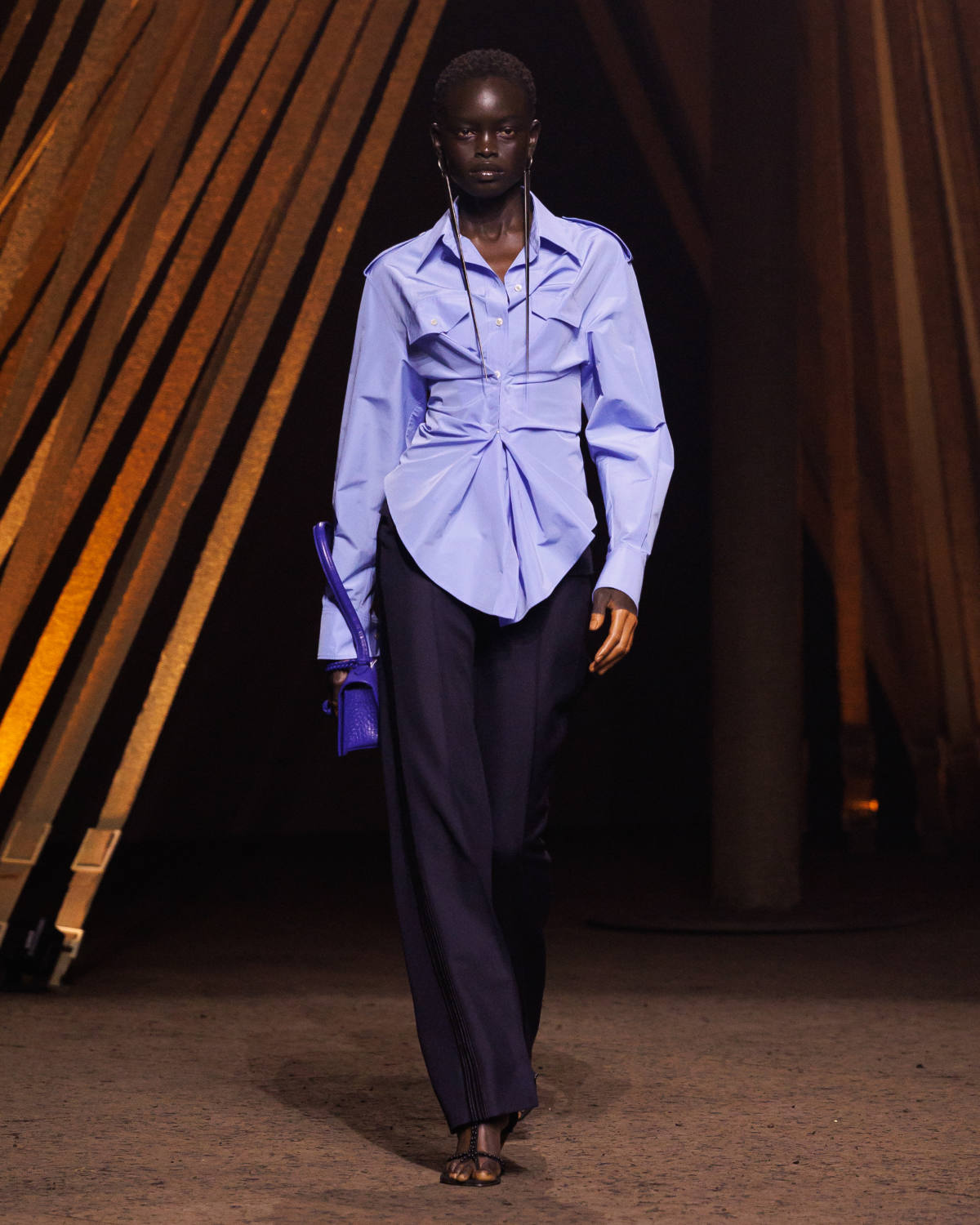McQueen Spring Summer 2026: Primal Elegance And Avant-Garde Tailoring