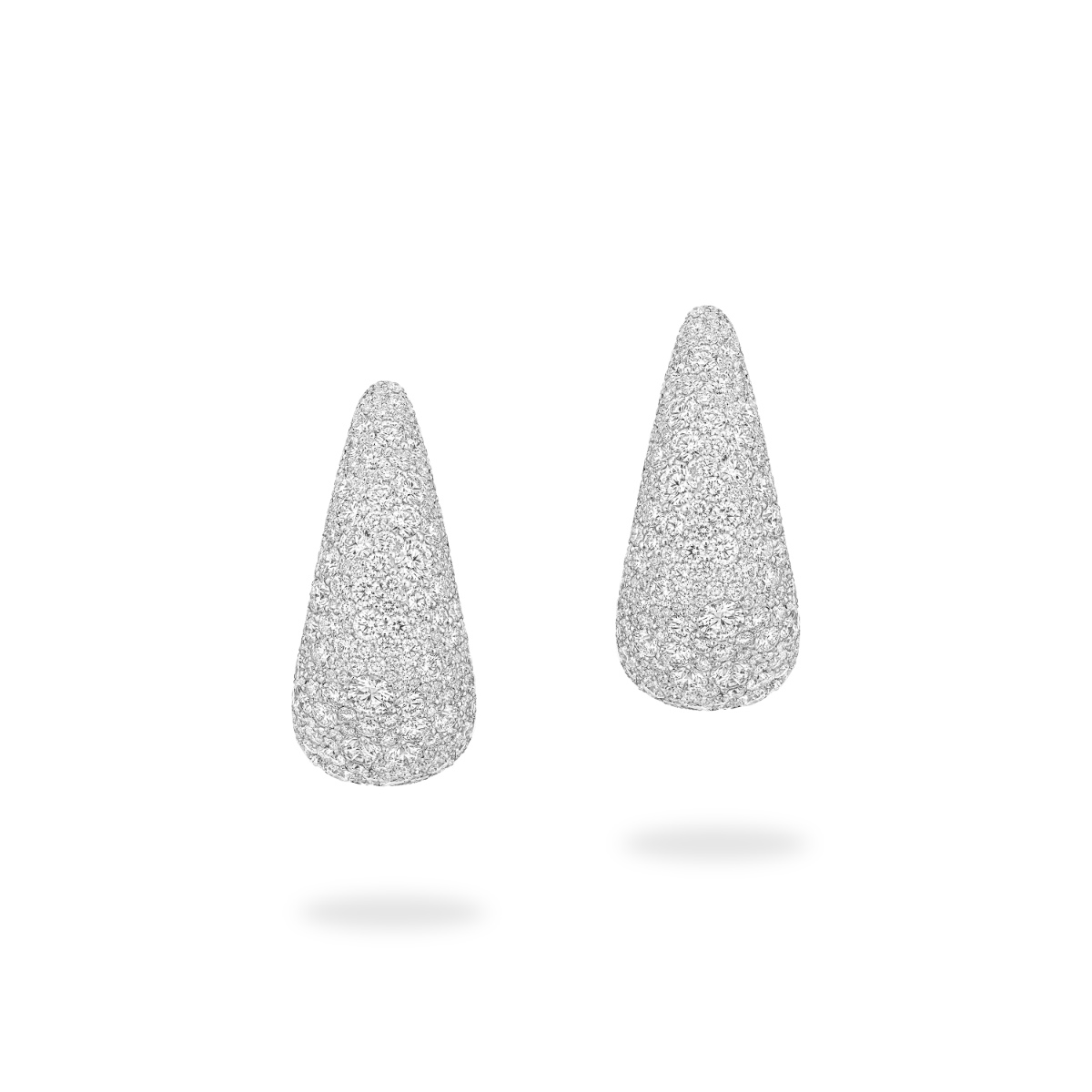 Sydney Sweeney Dazzles In Messika At The Housemaid Premiere