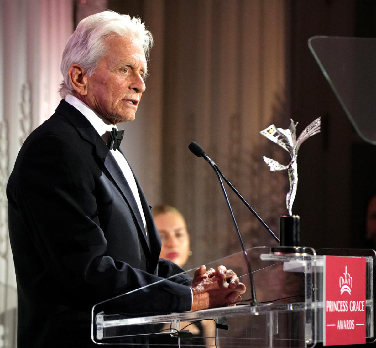 Alex Soldier Designs Princess Grace Award For Michael Douglas