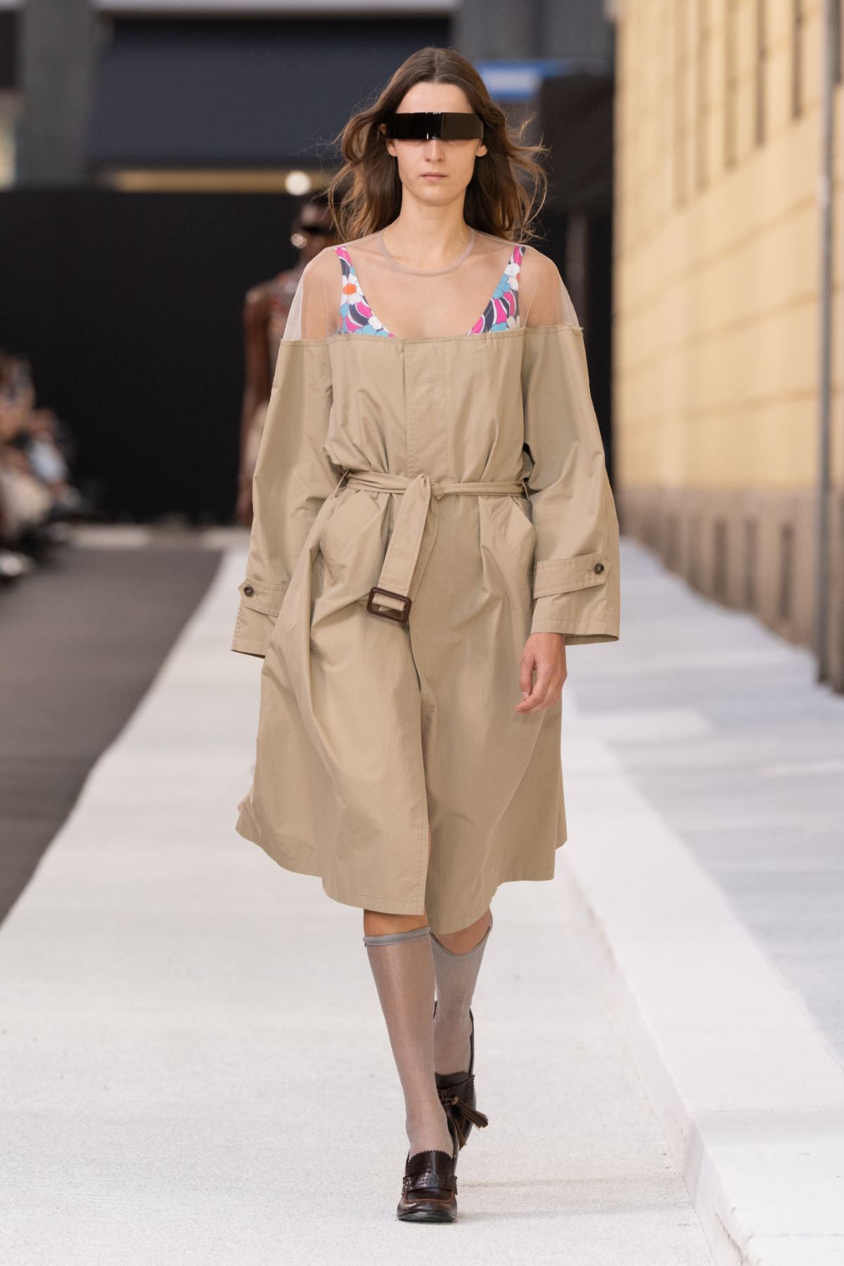 MM6 Maison Margiela Spring-Summer 2026: A Street Reimagined As Catwalk