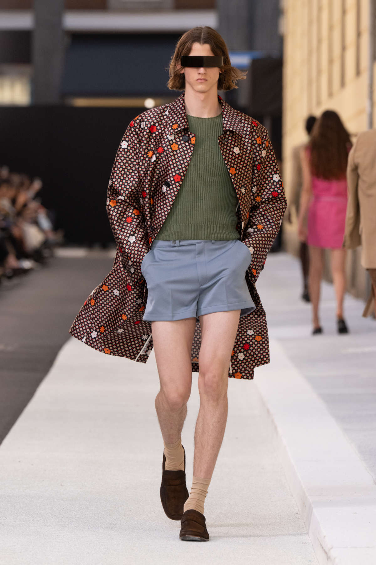 MM6 Maison Margiela Spring-Summer 2026: A Street Reimagined As Catwalk